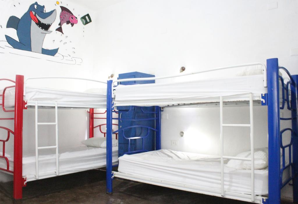 Hostal Vive La Vida ปลายาเดลการ์เมน ภายนอก รูปภาพ