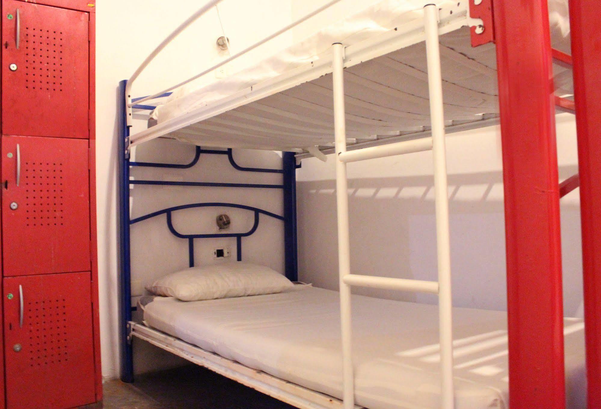 Hostal Vive La Vida ปลายาเดลการ์เมน ภายนอก รูปภาพ