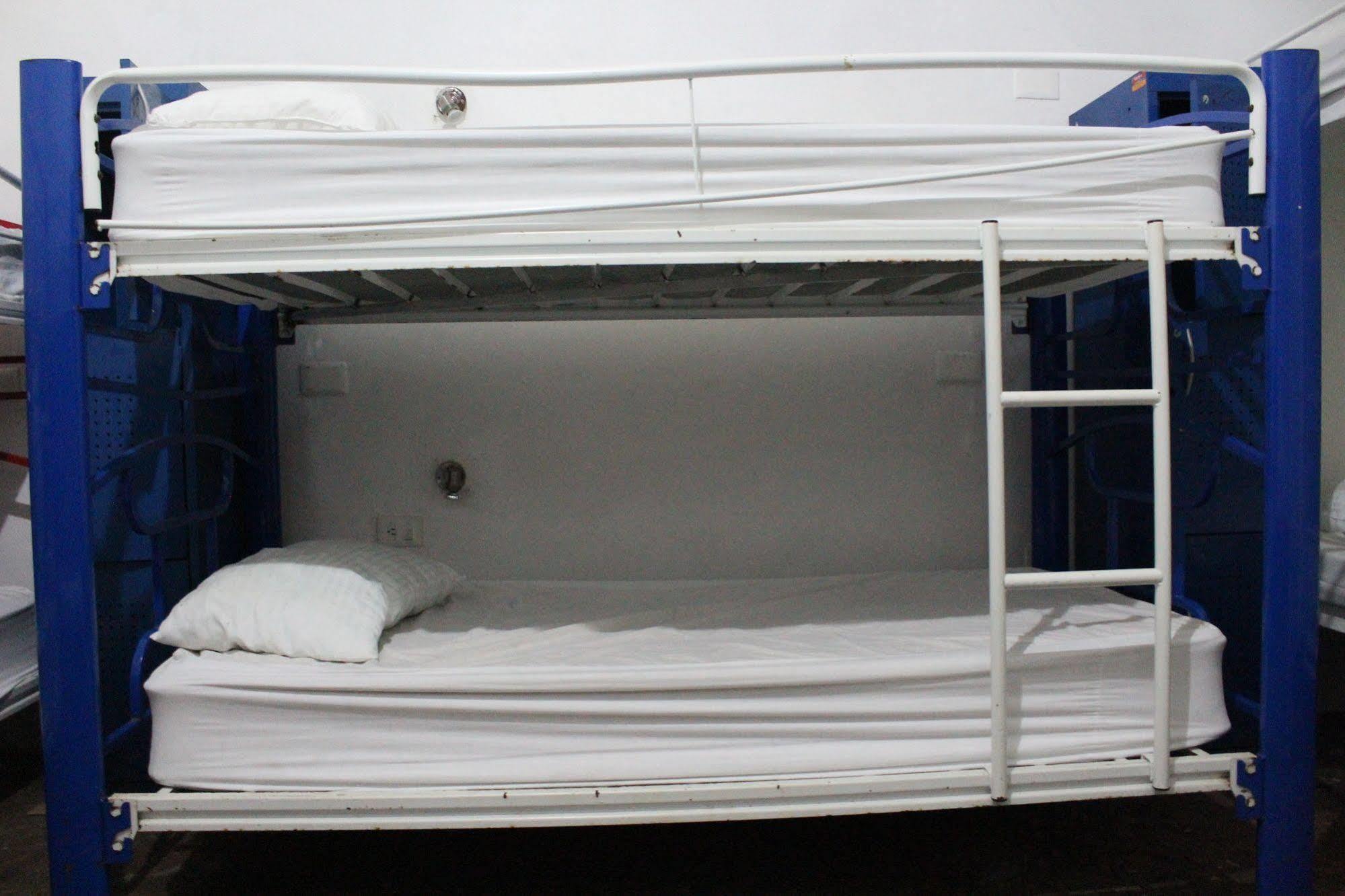 Hostal Vive La Vida ปลายาเดลการ์เมน ภายนอก รูปภาพ