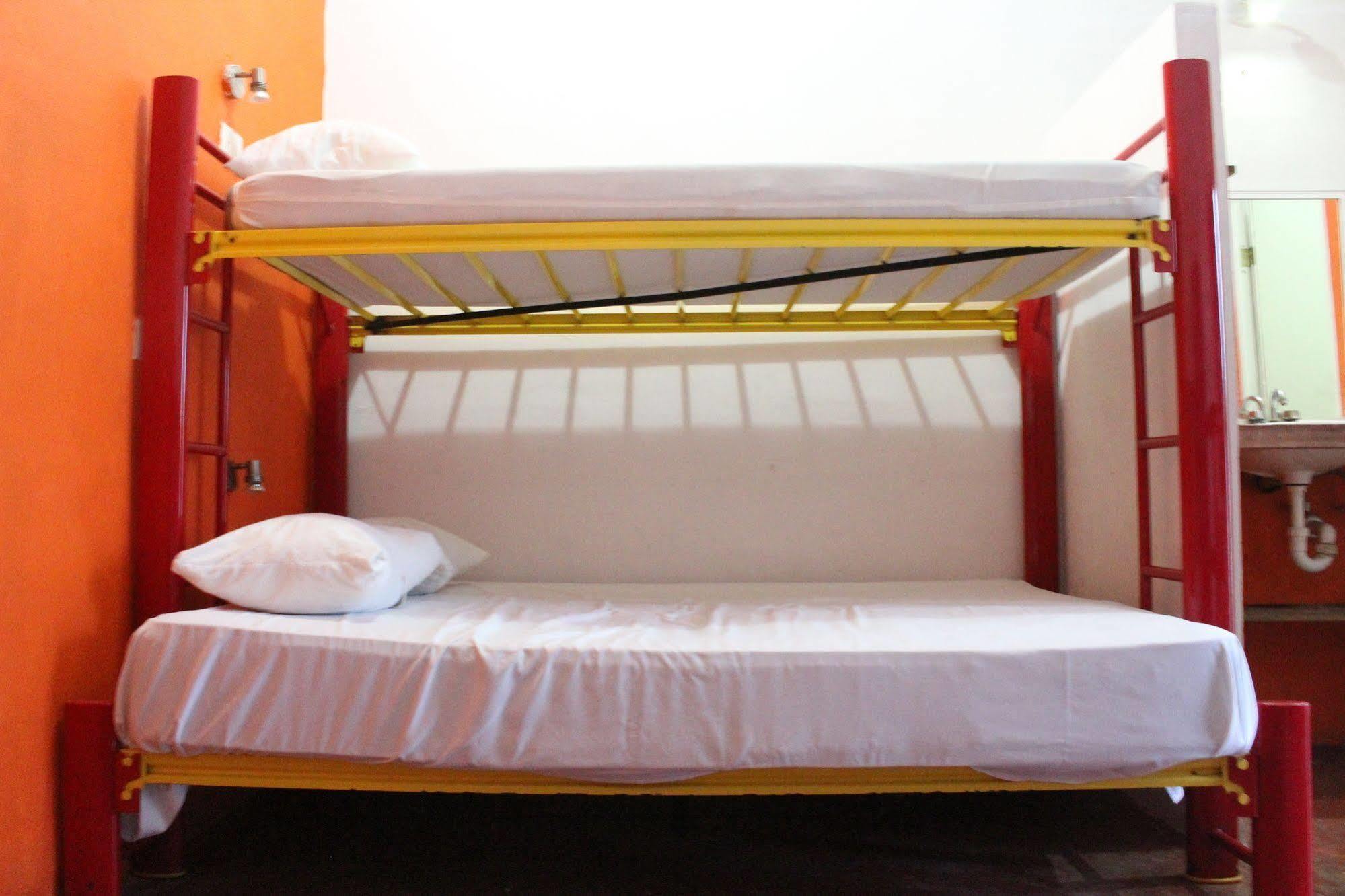 Hostal Vive La Vida ปลายาเดลการ์เมน ภายนอก รูปภาพ